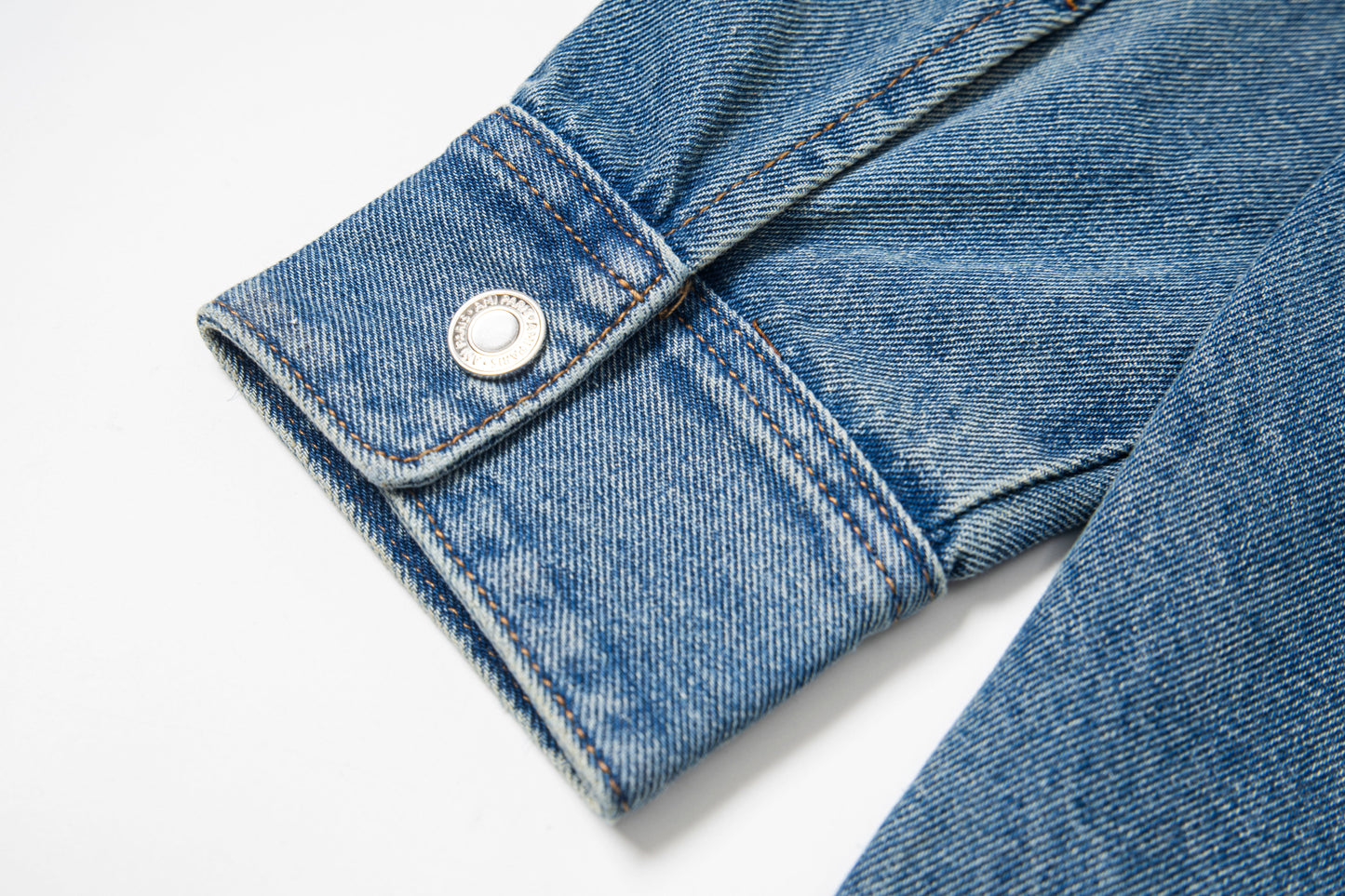 Ami Classic Heart Embroidered Long-Length Denim Shirt 848