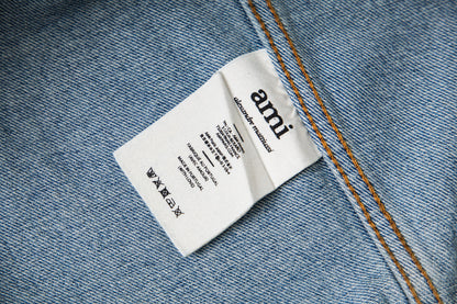 Ami Classic Heart Embroidered Cropped Denim Shirt 847